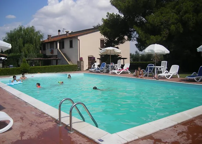 Bandinacci Çiftlik konaklama *